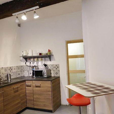 Studio Charmant Intra-Muros Avignon Exterior foto